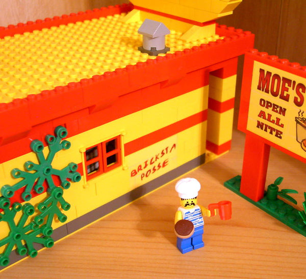 Dan's Custom Donut Shop (for your LEGO town) – DADVENTUREDAN