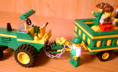 Museum: Dan's Custom Hayride Tractor (for your LEGO town)
