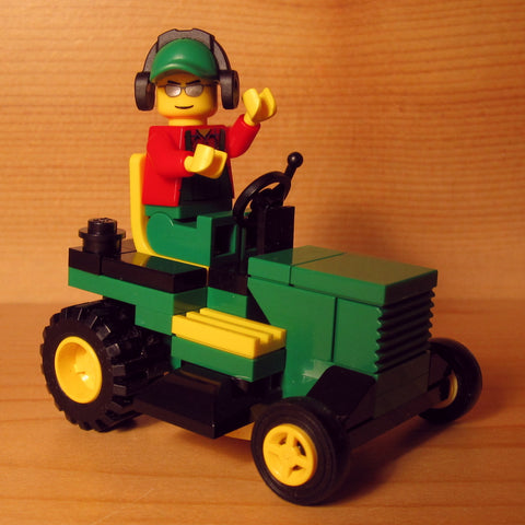 Dan's Custom Riding Mower Green (for your LEGO town)