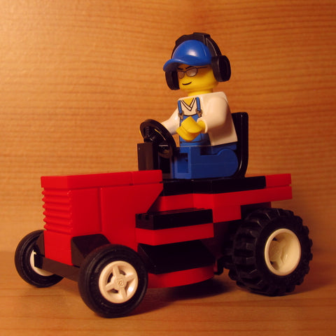 Dan's Custom Riding Mower Red (for your LEGO town)