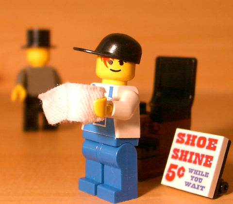 Museum: Dan's Custom Shoeshine Stand (for your LEGO town)