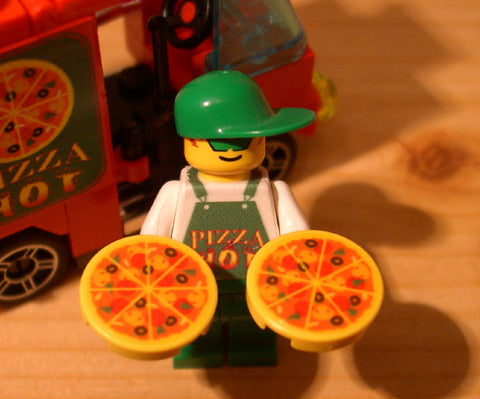Dan's Custom Pizza Delivery Van (for your LEGO town)
